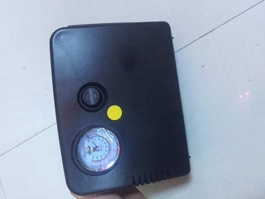 High Performance Black Car Air Pump Ban Inflators Dengan Gauge Dan Switch Untuk Ban Mobil Inflation