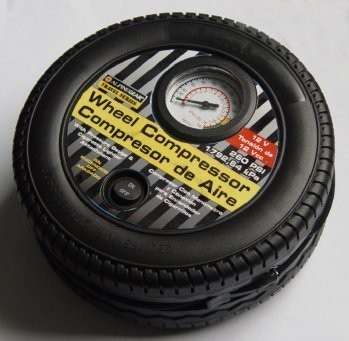 Bentuk Ban Kompresor Udara Mobil Portabel Inflator Ban Plastik DC12V