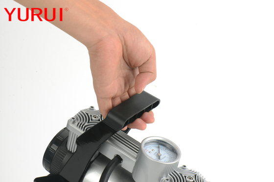 LED ringan kendaraan tugas berat kompresor udara portabel DC12v Dengan kotak alat