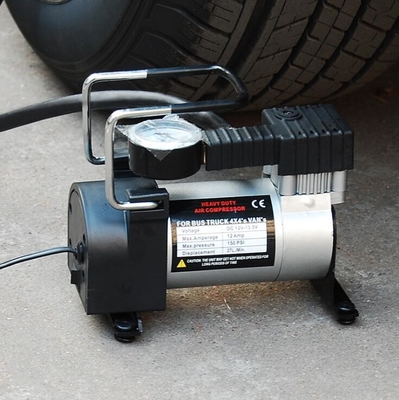 12v Metal Portable Air Compressor Untuk Mobil Silinder Warna Hitam Perak Tunggal