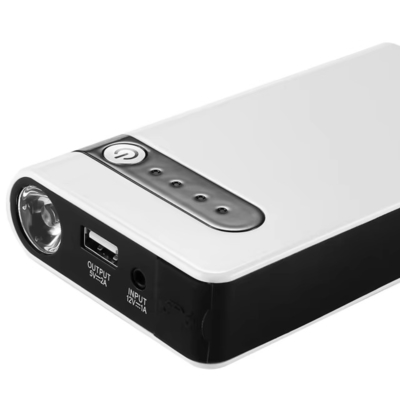 Jump Starter portabel 12V dengan senter LED dan monitor tekanan ban