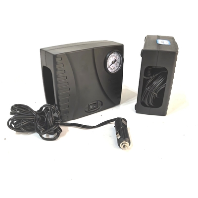 Plastik DC12v High Power Mobil Kompresor Udara Dengan Digital Gauge